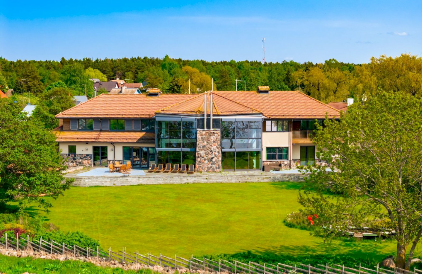 Riverside living room
