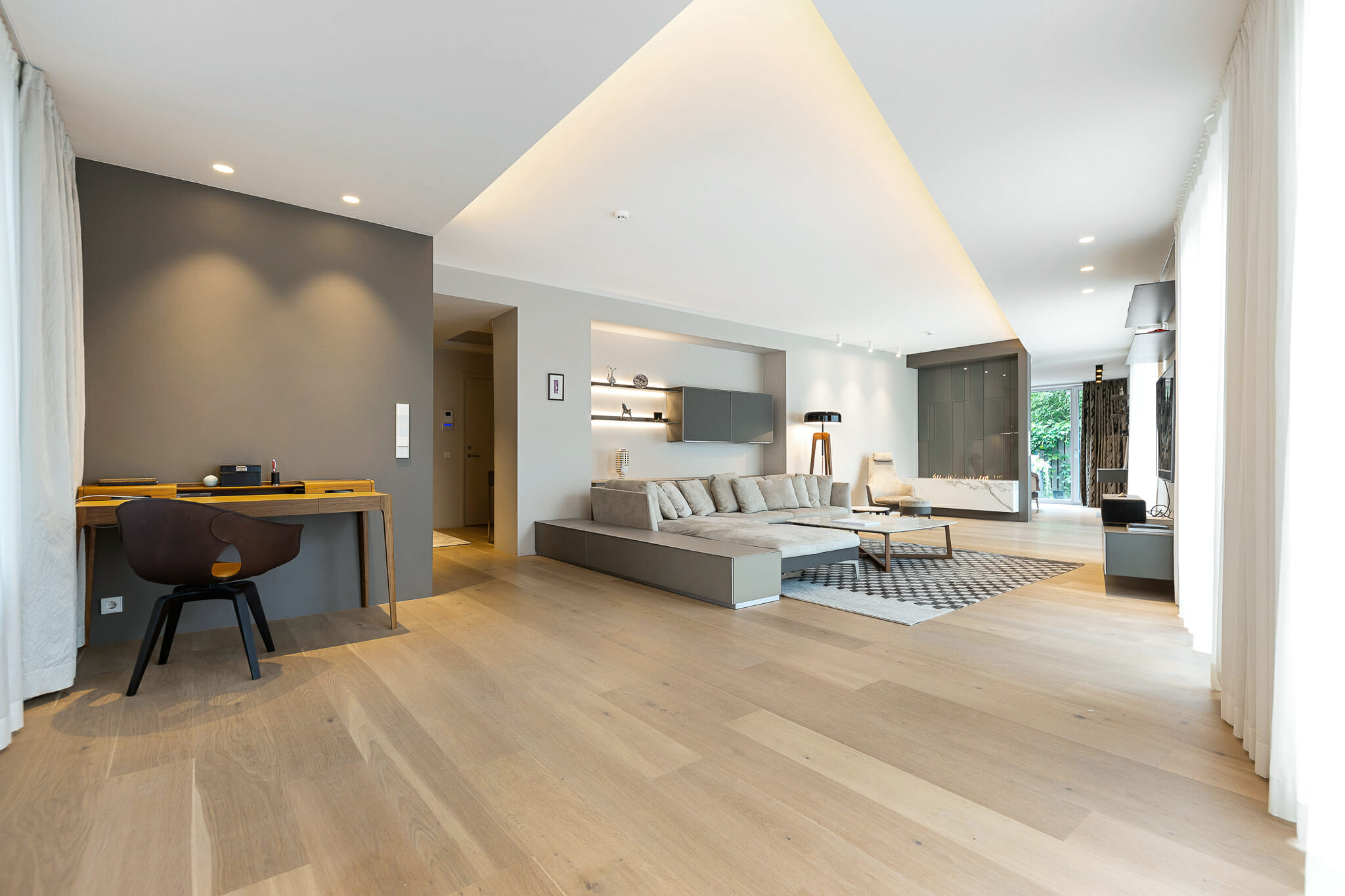 帕尔努海滨公寓